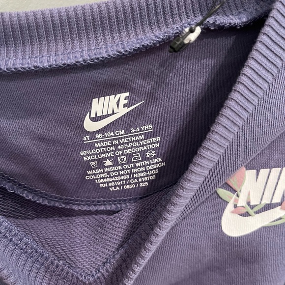 NWT Nike Girls Lavender Sweatshirt and Floral Pants Ensemble Size 4T - Picture 7 of 11